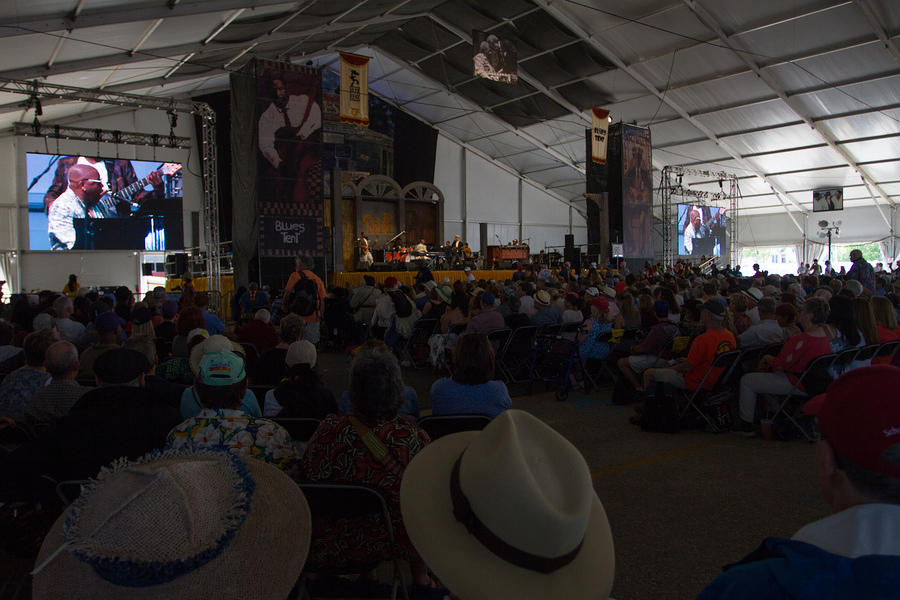 Blues Tent Crowd for Davell Crawford