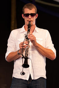 Gregory Agid on clarinet