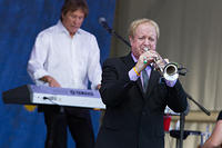 Lee Loughnane on trumpet