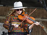 Kelli Jones-Savoy on violin
