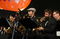 Joe Goldberg on saxophone