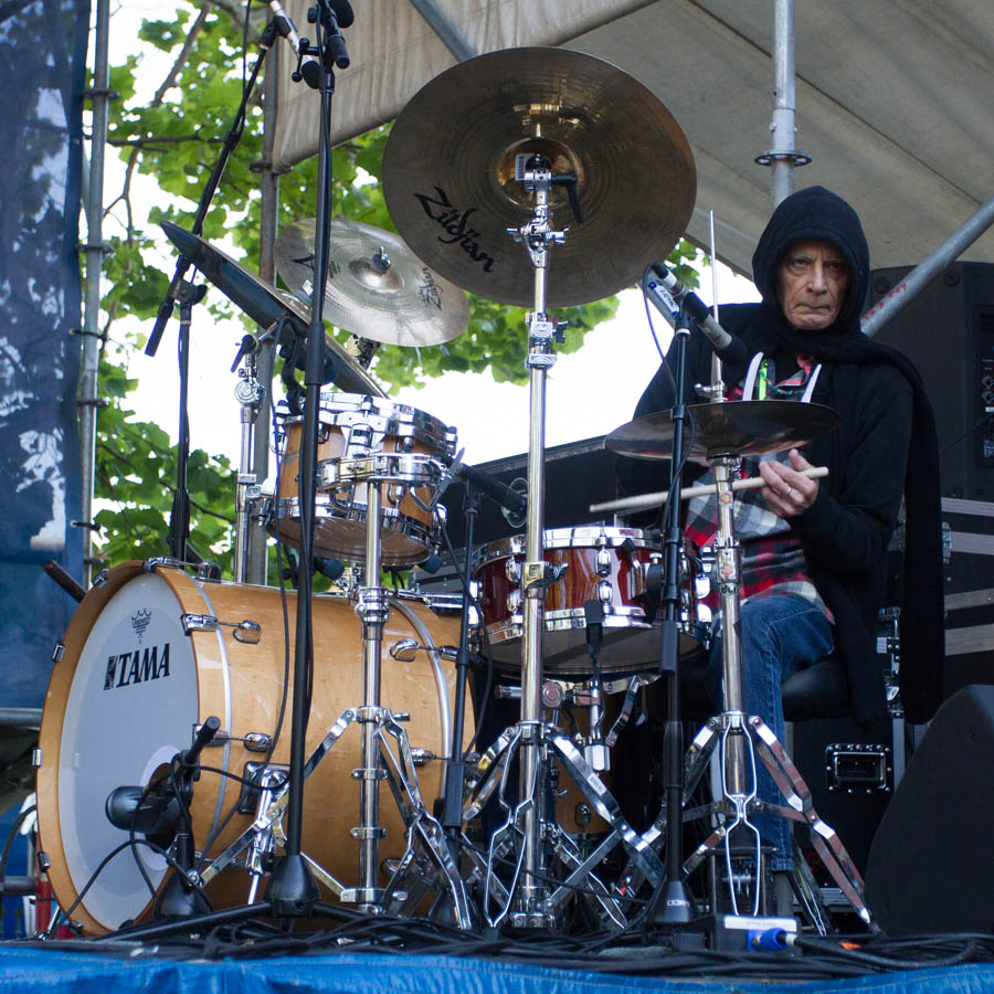 Johnny Vidacovich on drums