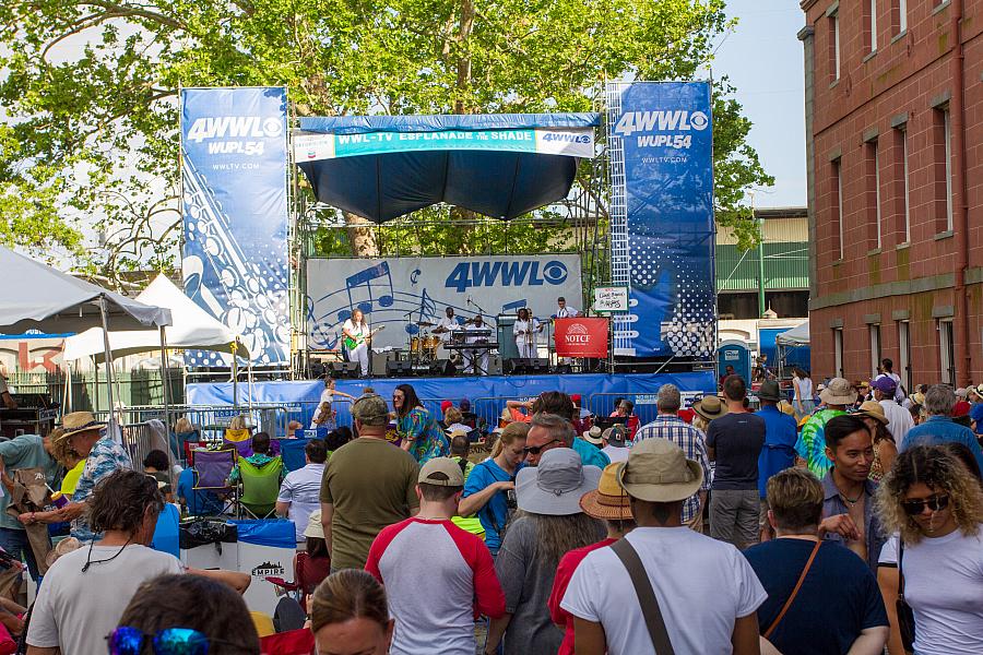 Esplanade in the Shade Stage