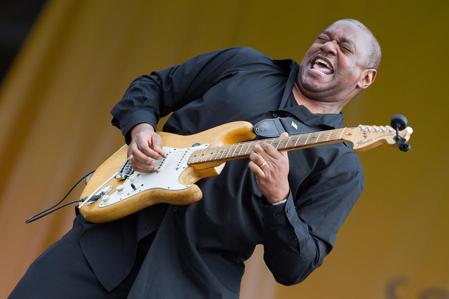 Jonathan Du Bose Jr. on bass