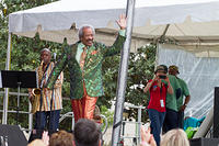 Allen Toussaint takes the stage