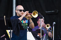 Irvin Mayfield on trumpet