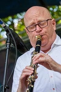 Tim Laughlin on clarinet